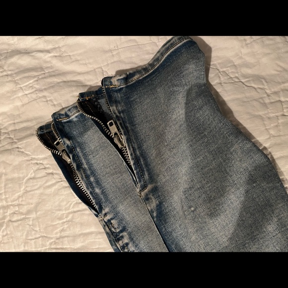 Unbranded Distressed Jeans with zippers - Picture 3 of 4